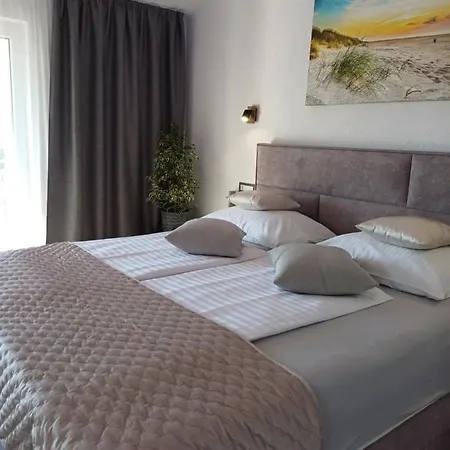 Apartments Jaksic Trogir Exteriör bild