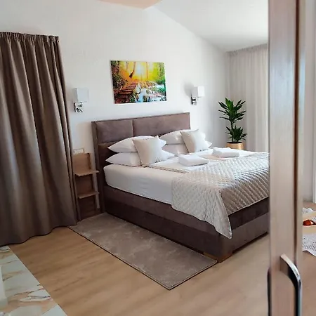 Apartments Jaksic Trogir Exteriör bild