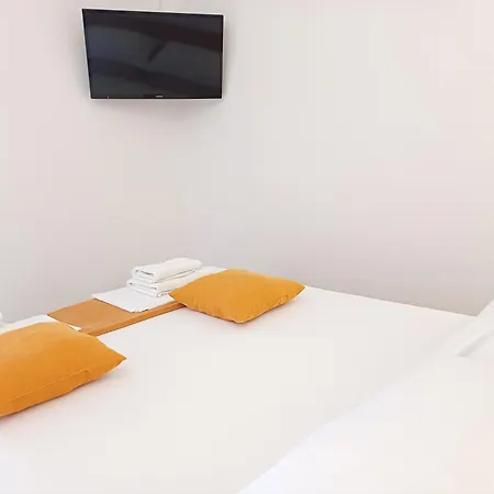 Apartments Jaksic Trogir Exteriör bild